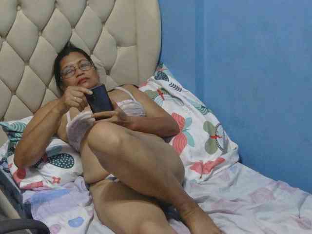 hOtGranny4u hOtGranny4u