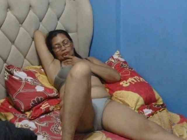hOtGranny4u