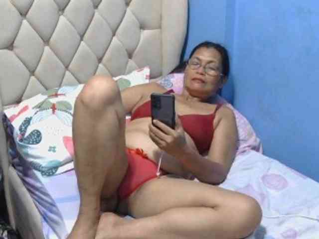 hOtGranny4u