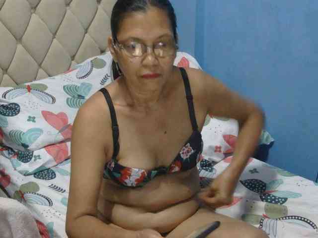 hOtGranny4u webcam