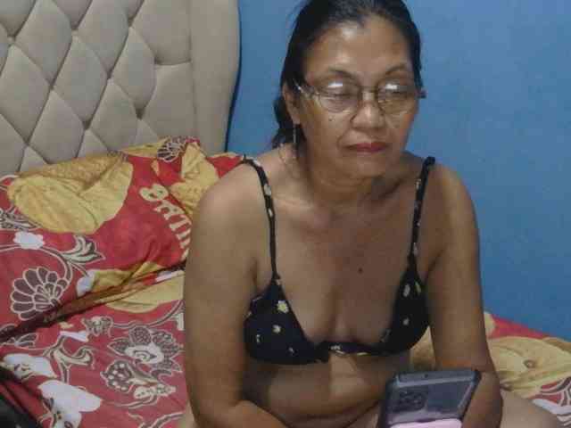 hOtGranny4u