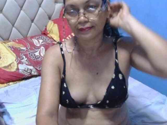 hOtGranny4u
