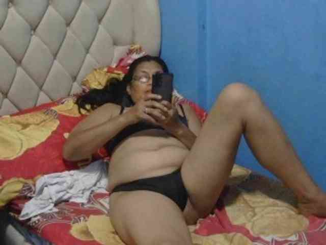 hOtGranny4u webcam