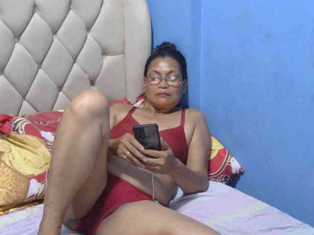hOtGranny4u