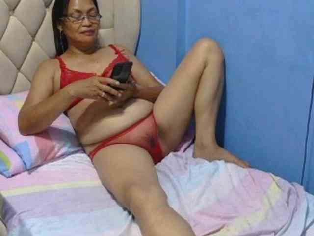 hOtGranny4u webcam