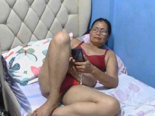 hOtGranny4u webcam