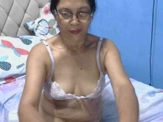 hOtGranny4u webcam