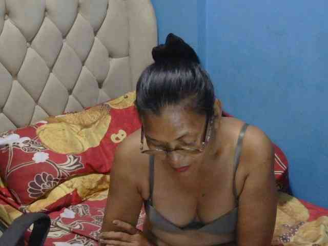 hOtGranny4u