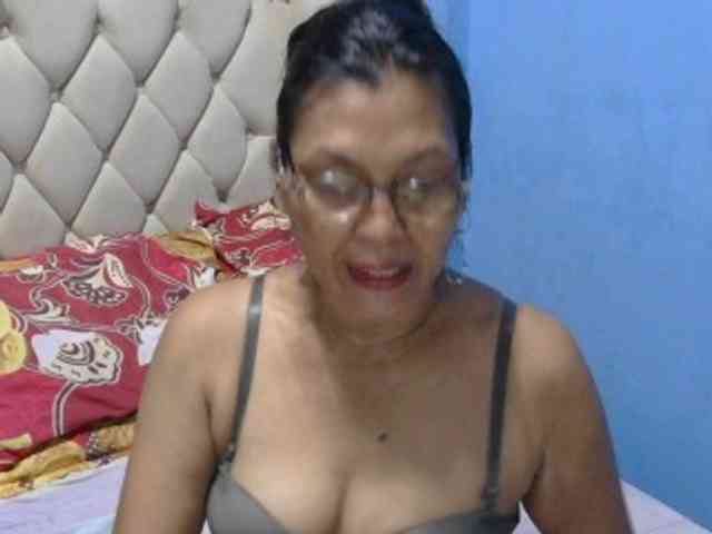 hOtGranny4u