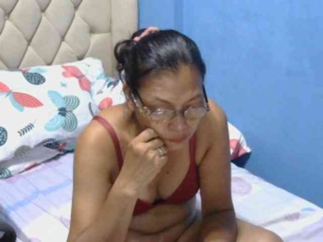 hOtGranny4u webcam