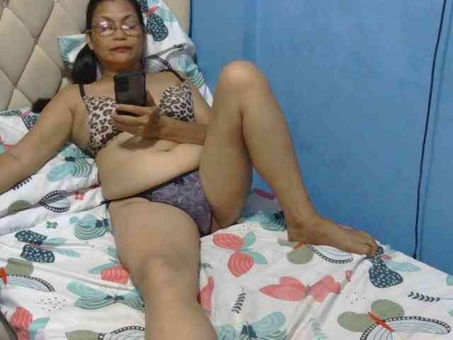 hOtGranny4u webcam