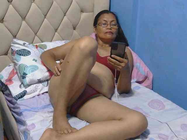 hOtGranny4u webcam
