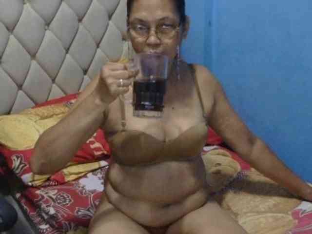hOtGranny4u webcam