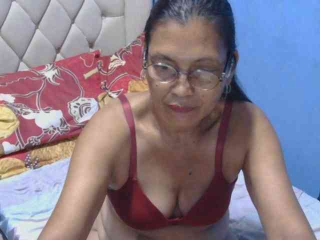 hOtGranny4u