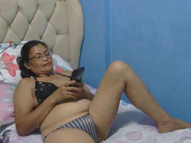 hOtGranny4u