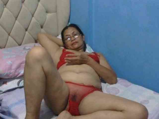 hOtGranny4u