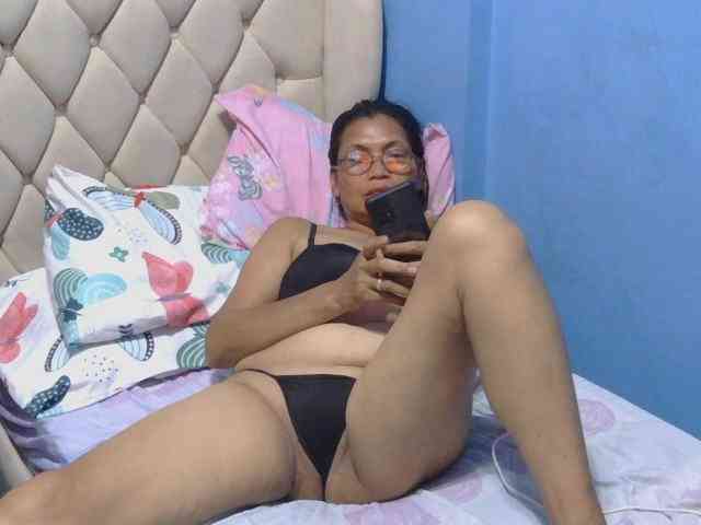 hOtGranny4u