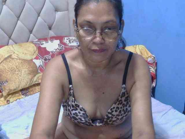 hOtGranny4u webcam