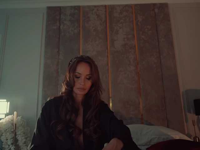 MilaDYstarlig live cam on BongaCams