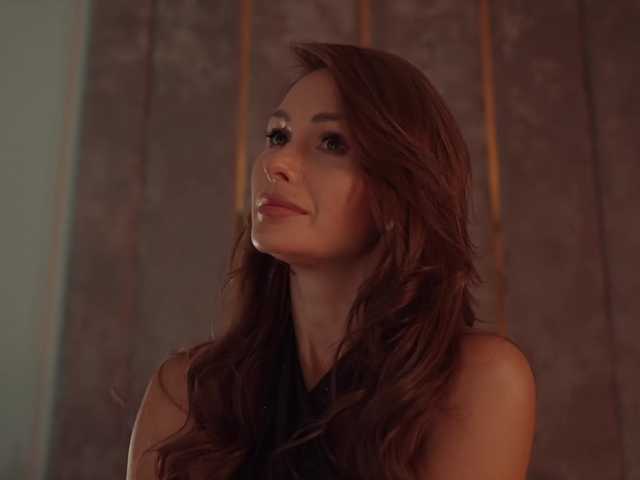 MilaDYstarlig live cam on BongaCams