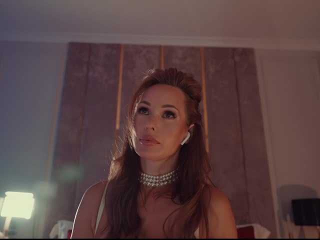 MilaDYstarlig live webcam show