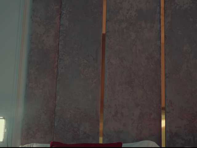 MilaDYstarlig live cam on BongaCams