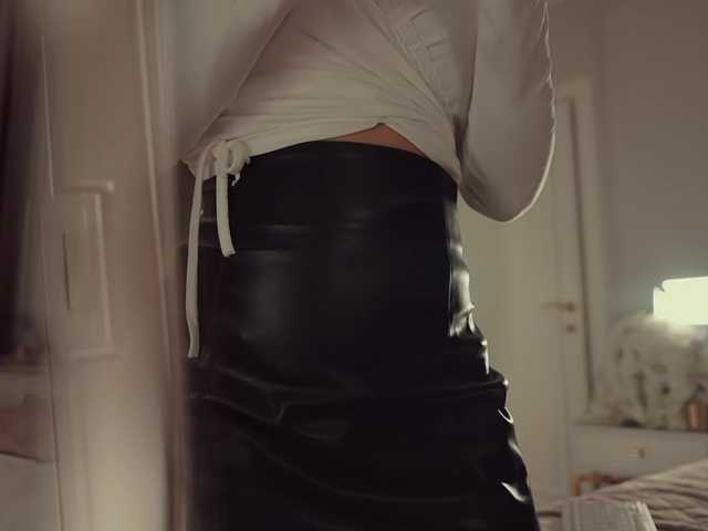 MilaDYstarlig's BongaCams show and profile