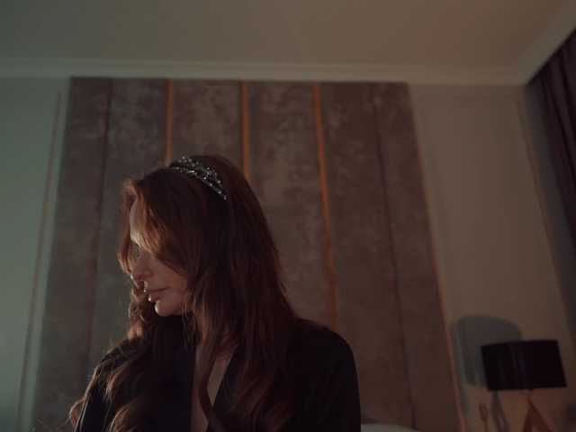 MilaDYstarlig live cam on BongaCams