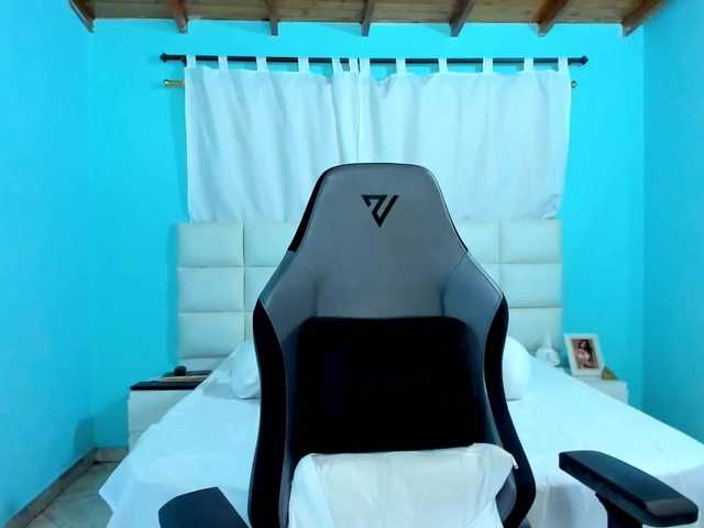 shadiaorozco live webcam show