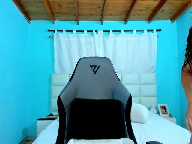 shadiaorozco live webcam show