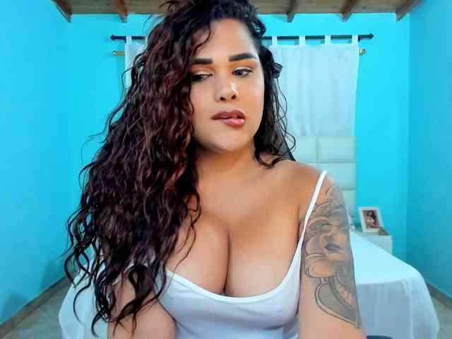 Modelo: shadiaorozco