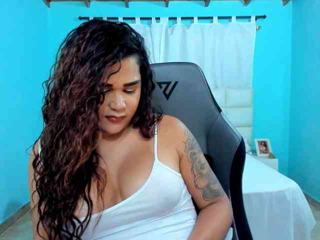 Modelo: shadiaorozco
