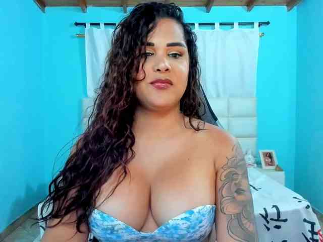shadiaorozco webcam