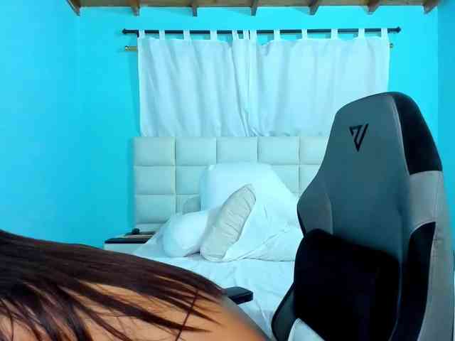 shadiaorozco's live room
