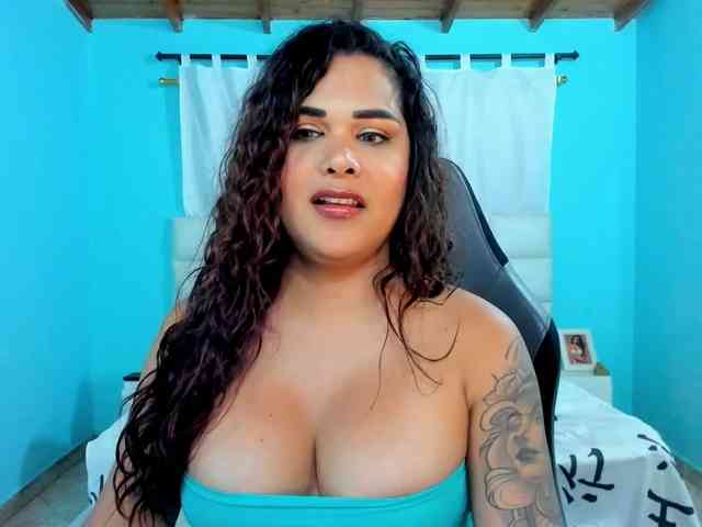 Modelo: shadiaorozco