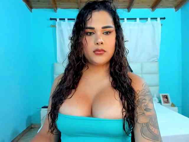 shadiaorozco webcam