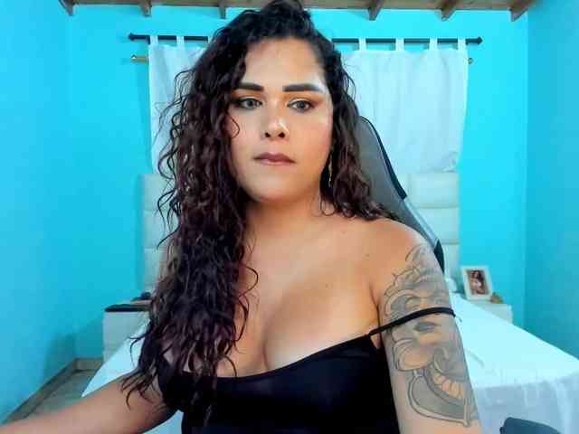 shadiaorozco webcam