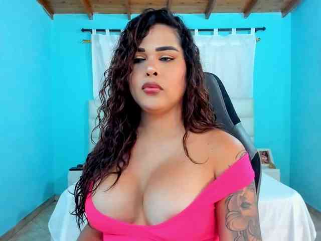shadiaorozco webcam
