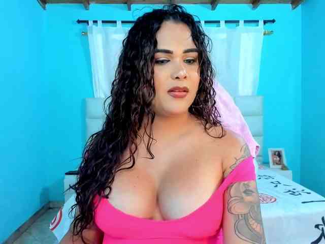 shadiaorozco webcam