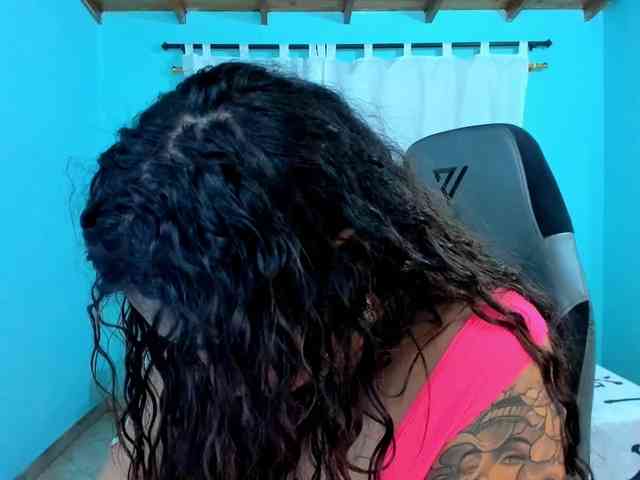 shadiaorozco webcam