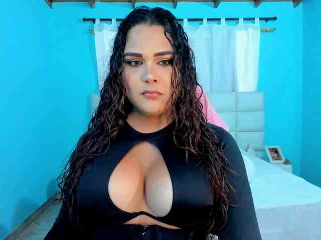 shadiaorozco's live room