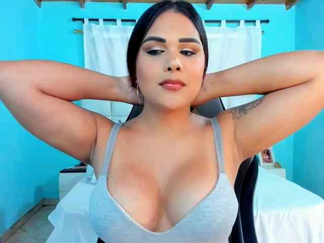shadiaorozco webcam
