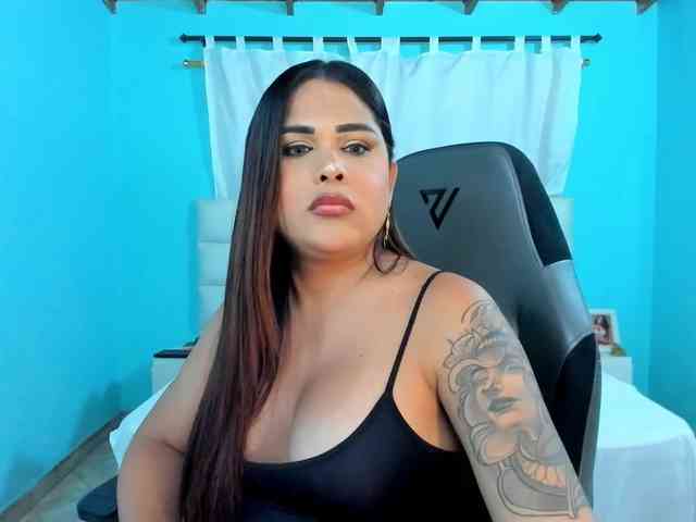 shadiaorozco webcam