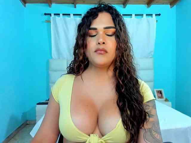 shadiaorozco webcam