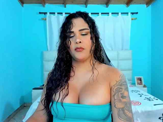 shadiaorozco webcam