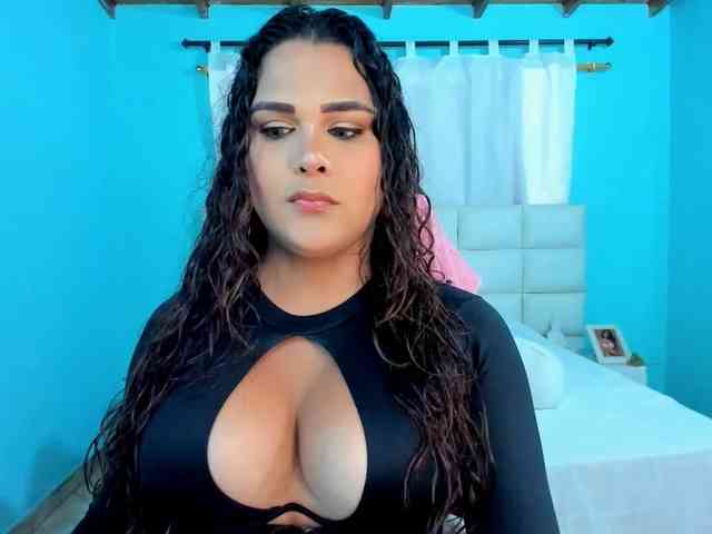 shadiaorozco's live room