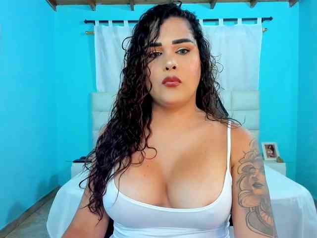 shadiaorozco webcam