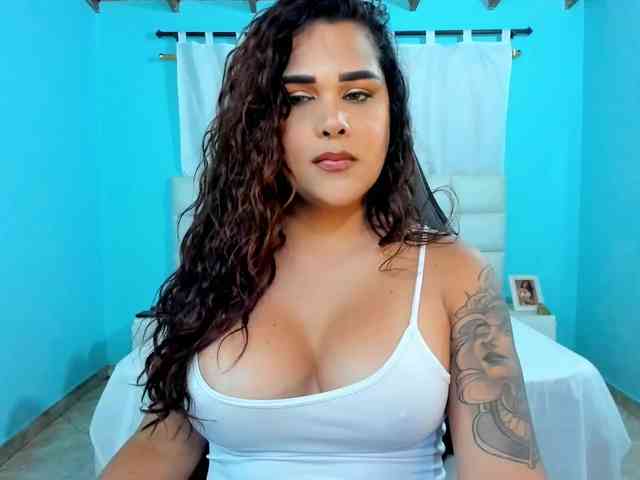 Modelo: shadiaorozco