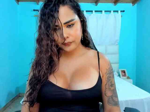 Modelo: shadiaorozco