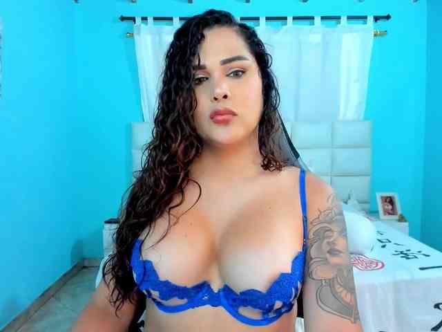shadiaorozco webcam